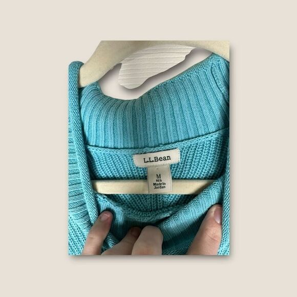 LL Bean Women’s Knit Sweater Size Medium Blue - Picture 3 of 4